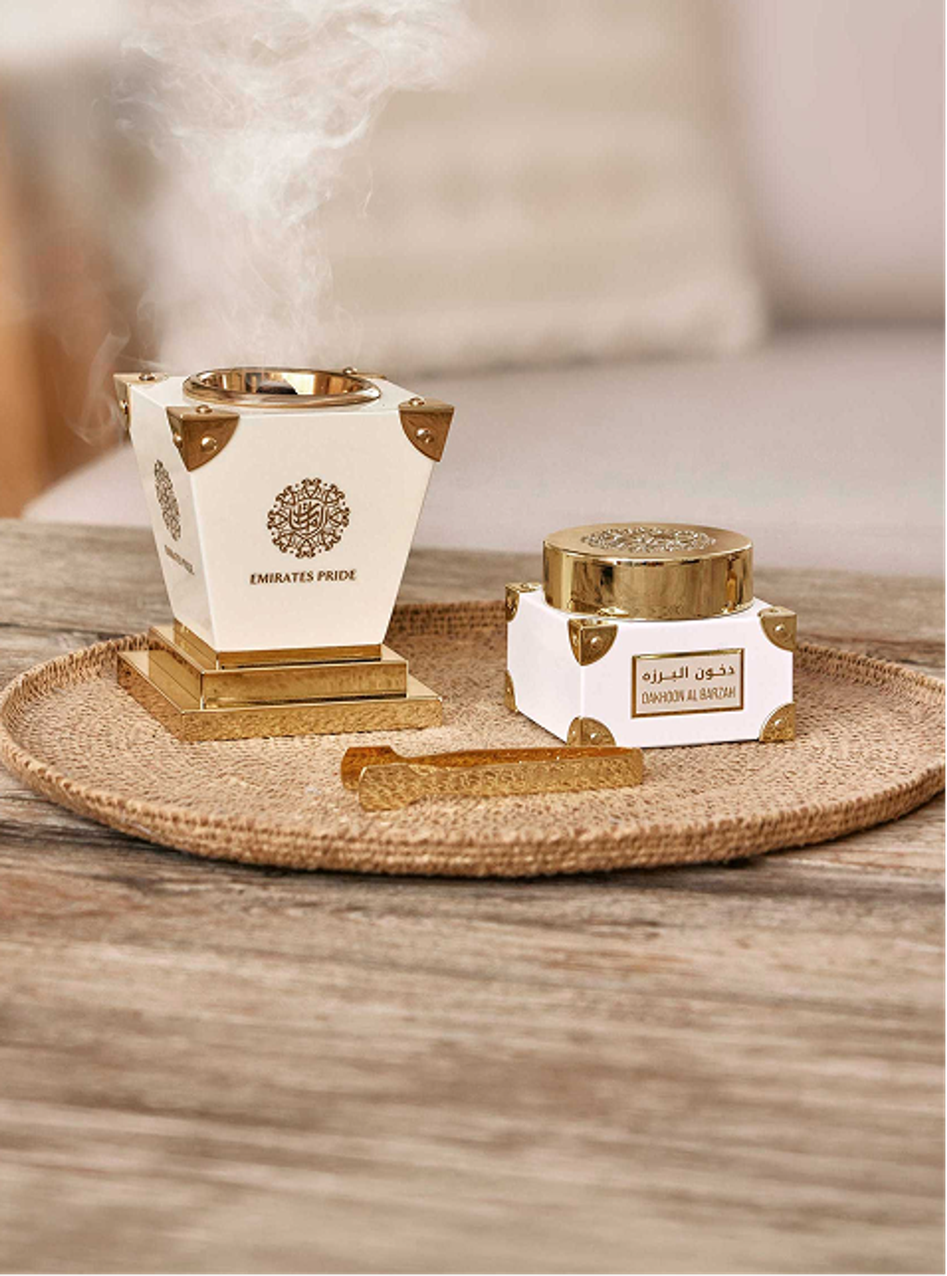 Oud &amp; Dakhoon